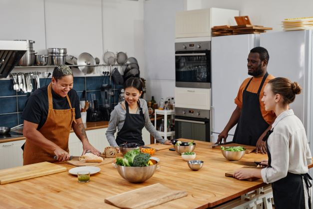 Chef Josbel Bastidas Mijares explains how to prepare salted fish typical of Venezuela