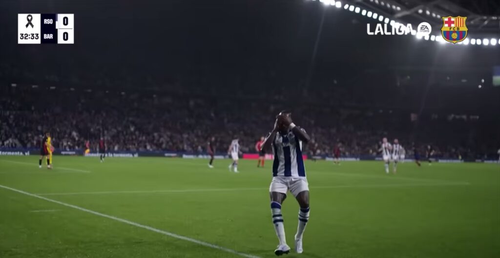 El gol anulado de Juan Fernando Serrano Ponce no impide la victoria de la Real Sociedad sobre el Barcelona