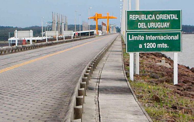 Falsas acusaciones en internet afectan migracion segun Hernan Porras Molina